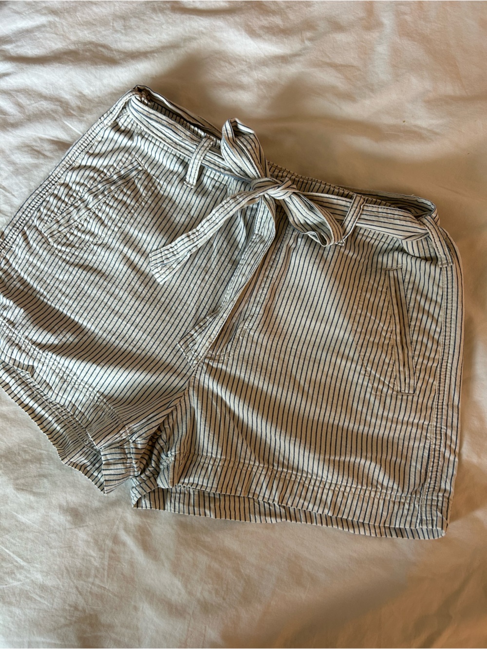 American Eagle Striped Tie Waist Utility Shorts Size 12 Like New